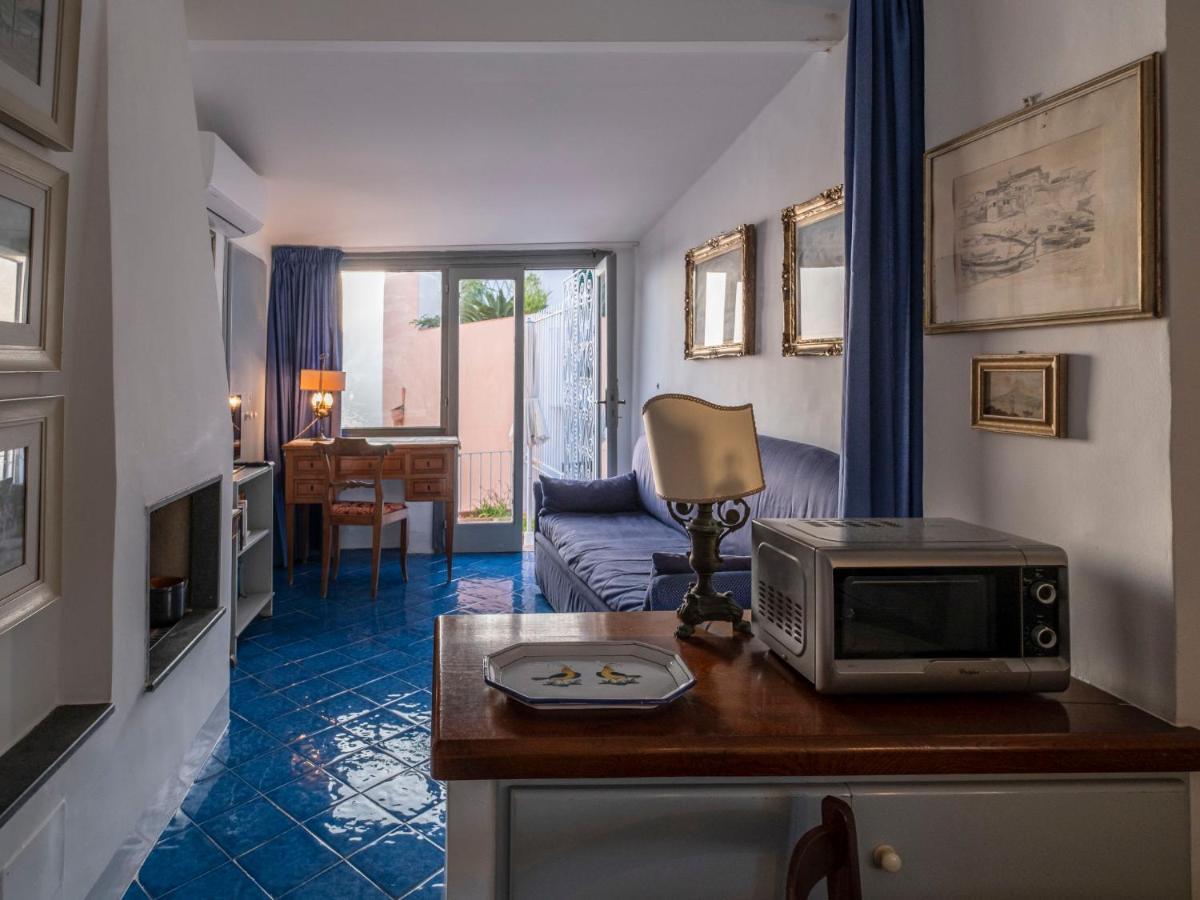 Apartment Lo Scuopolo-2 By Interhome イスキア島 エクステリア 写真